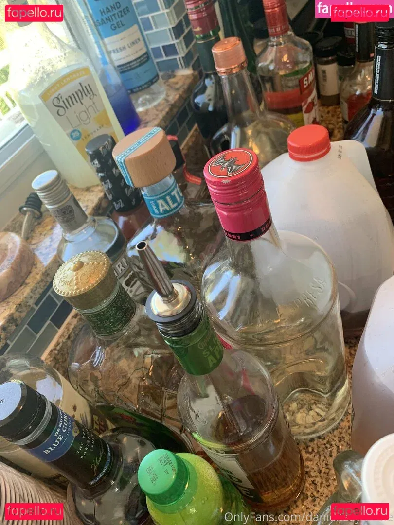 danielleeynicole Onlyfans Photo Gallery 