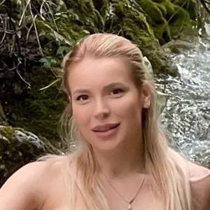 Pragmaticaxxx Onlyfans Photo Gallery 