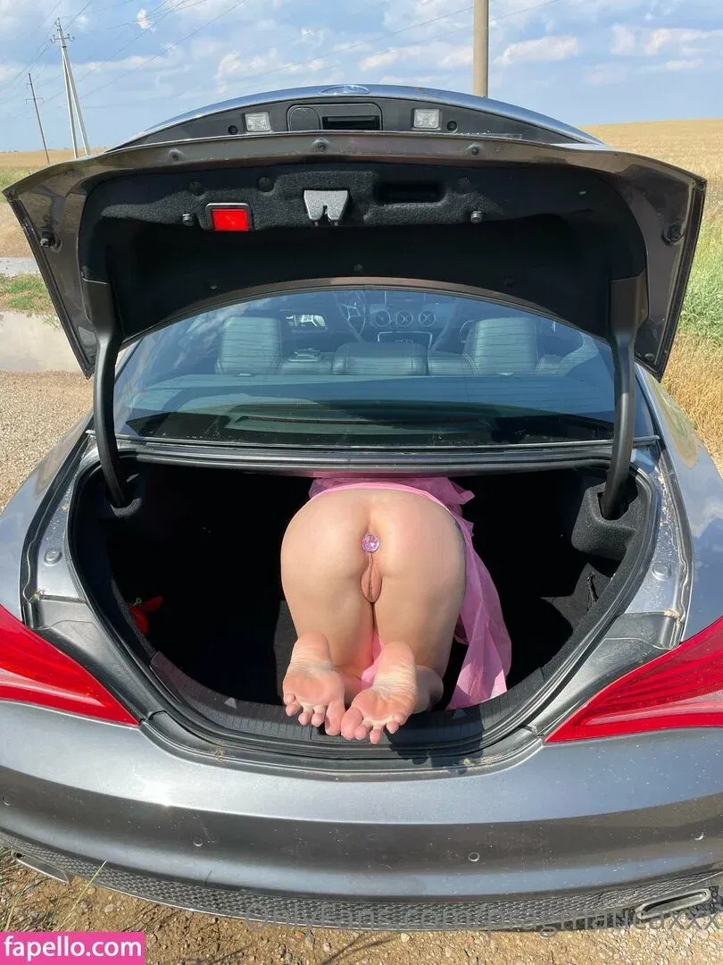 Pragmaticaxxx Onlyfans Photo Gallery 