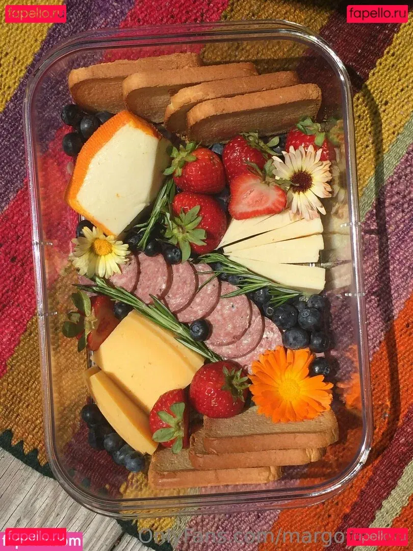 margofieldsx Onlyfans Photo Gallery 