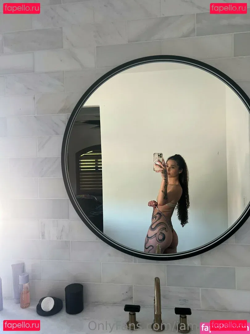 jambajuiced Onlyfans Photo Gallery 