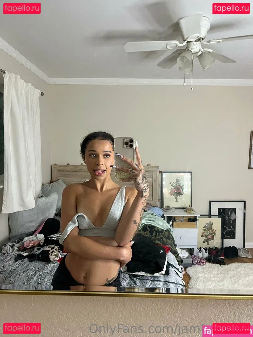 jambajuiced Onlyfans Photo Gallery 