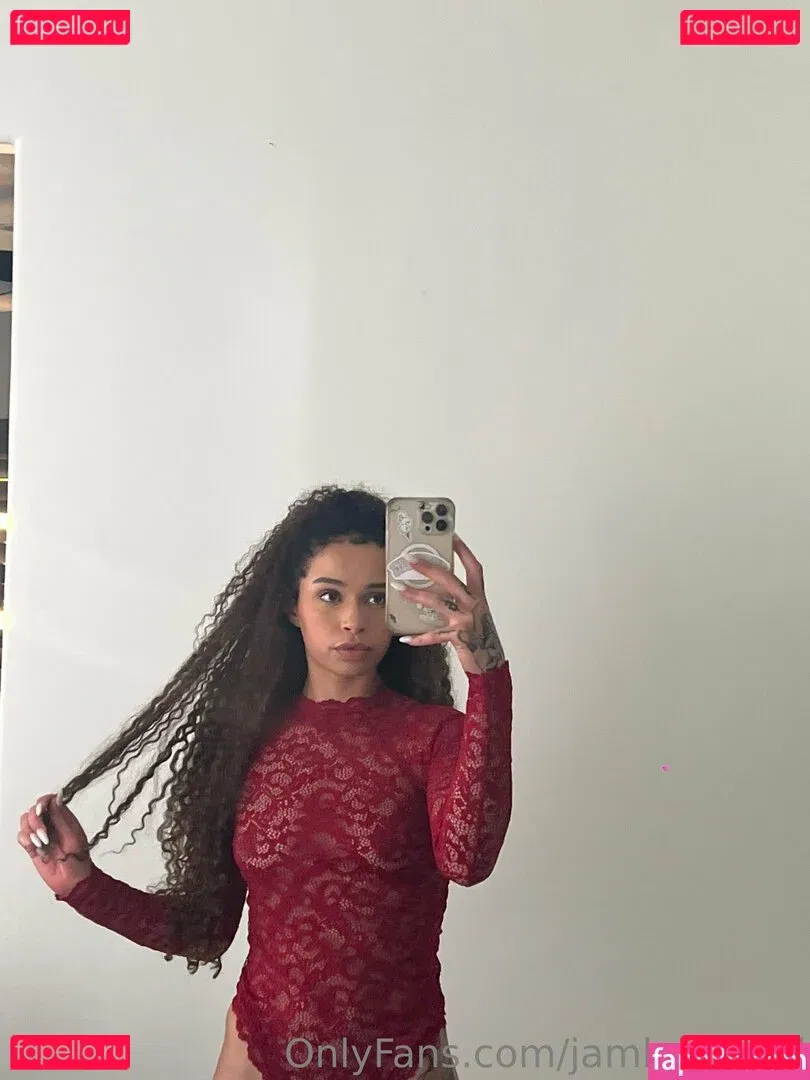 jambajuiced Onlyfans Photo Gallery 