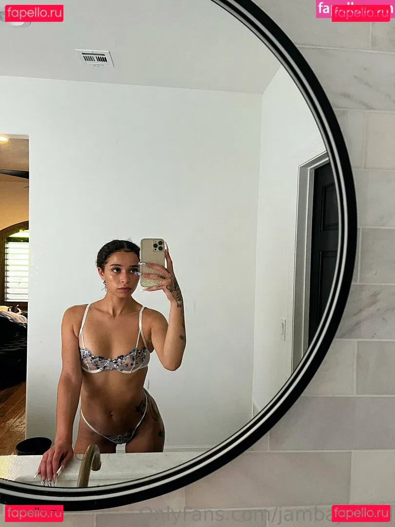 jambajuiced Onlyfans Photo Gallery 