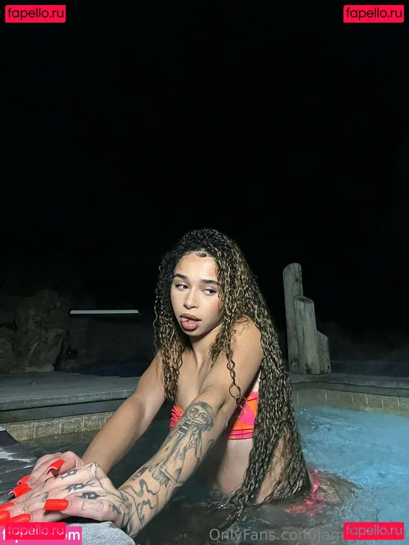 jambajuiced Onlyfans Photo Gallery 