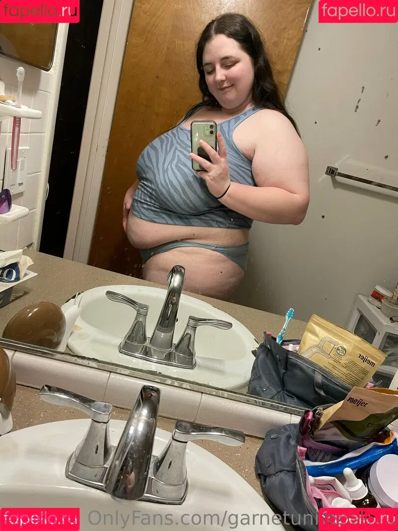 garnetuniverse12 Onlyfans Photo Gallery 