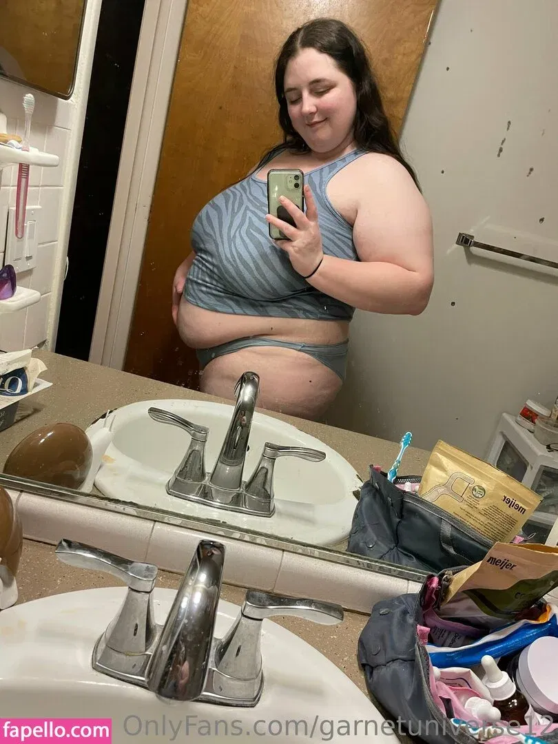 garnetuniverse12 Onlyfans Photo Gallery 