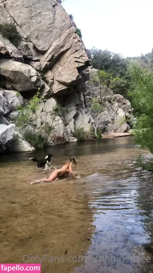 stephinspace Onlyfans Photo Gallery 