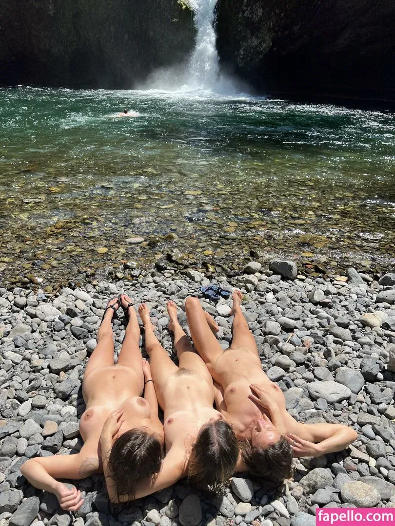 stephinspace Onlyfans Photo Gallery 