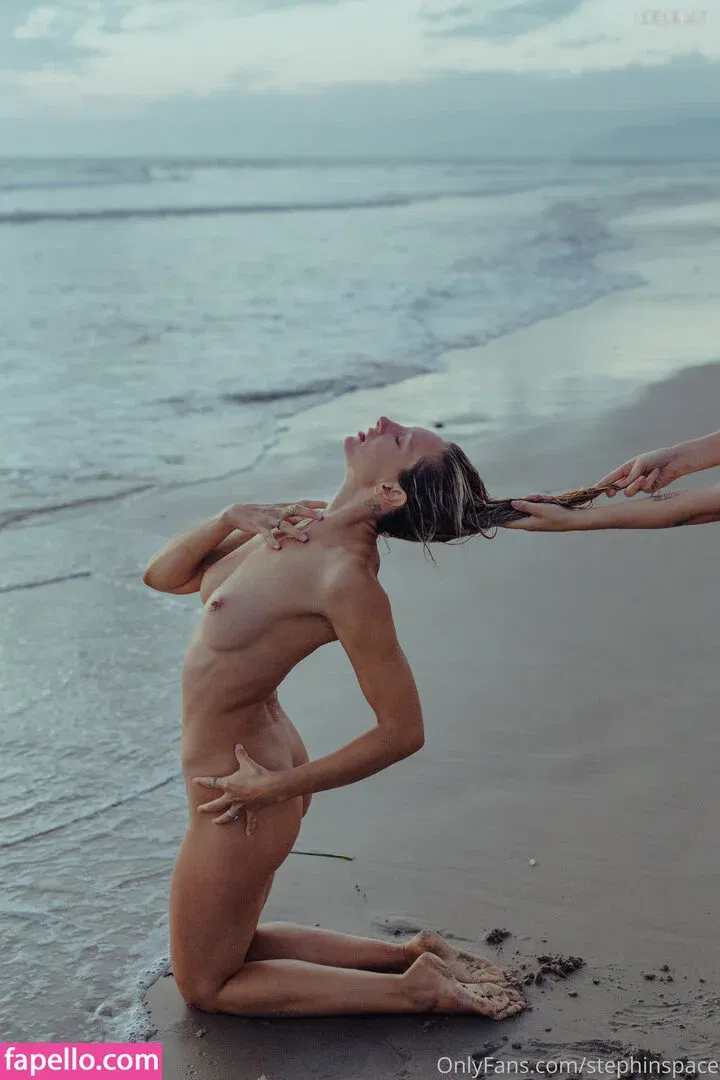 stephinspace Onlyfans Photo Gallery 