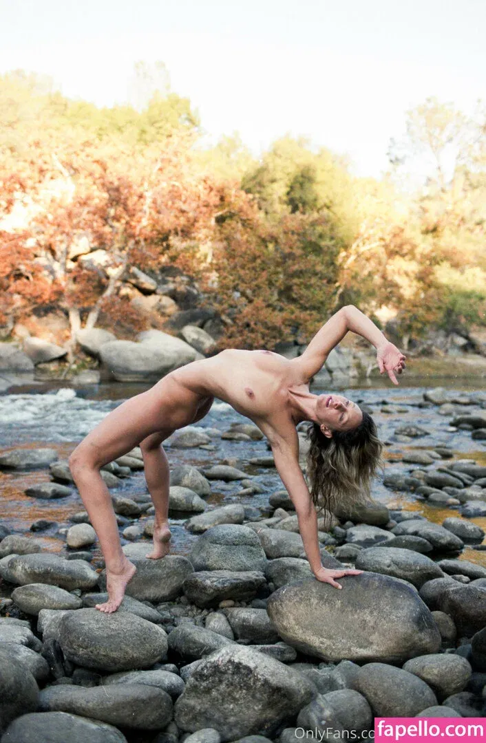 stephinspace Onlyfans Photo Gallery 