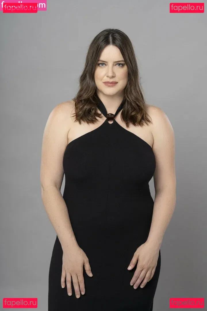 Michelle Ryan Onlyfans Photo Gallery 