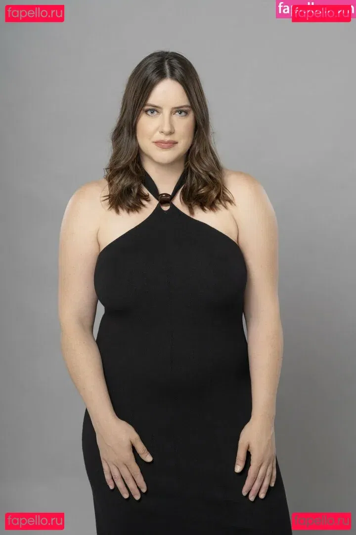 Michelle Ryan Onlyfans Photo Gallery 