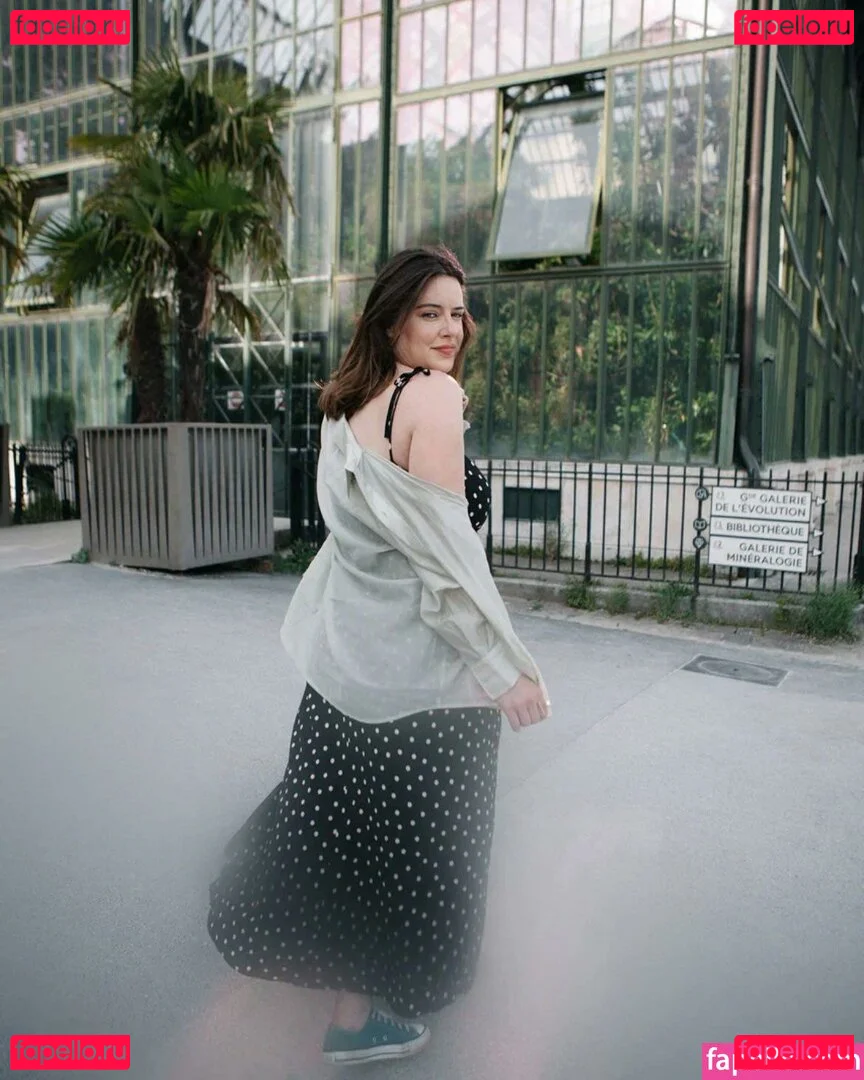 Michelle Ryan Onlyfans Photo Gallery 