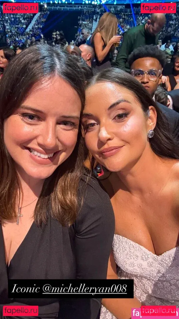 Michelle Ryan Onlyfans Photo Gallery 