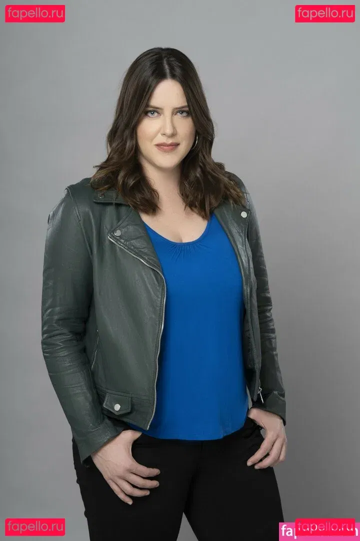 Michelle Ryan Onlyfans Photo Gallery 