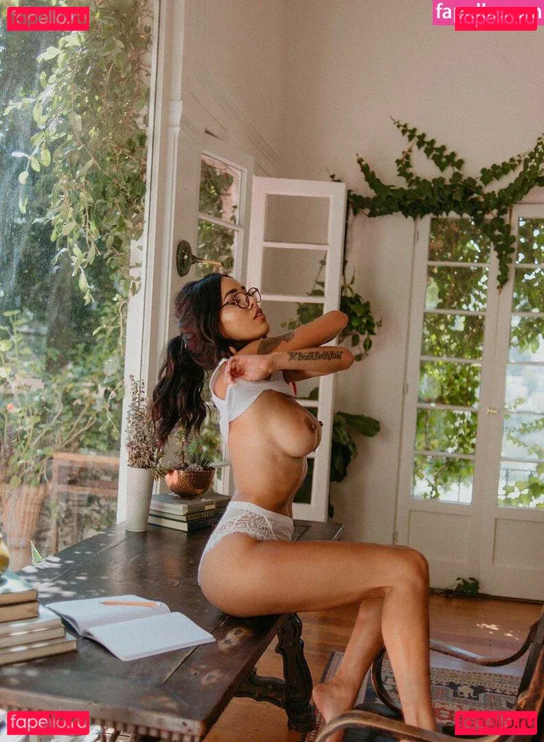 Lily Andrews Onlyfans Photo Gallery 