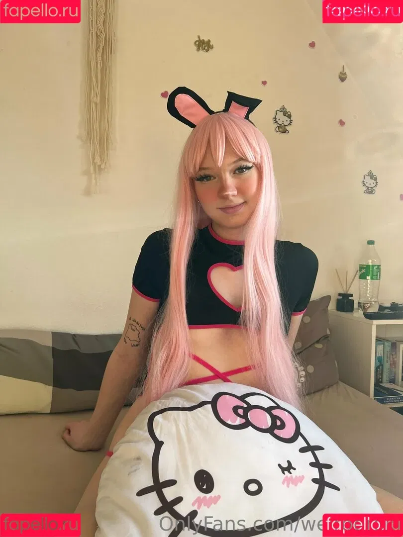 weirdoroki Onlyfans Photo Gallery 