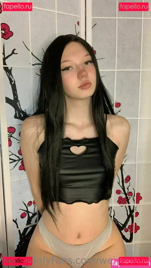 weirdoroki Onlyfans Photo Gallery 