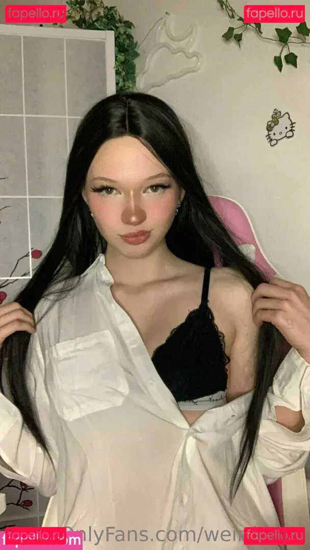 weirdoroki Onlyfans Photo Gallery 