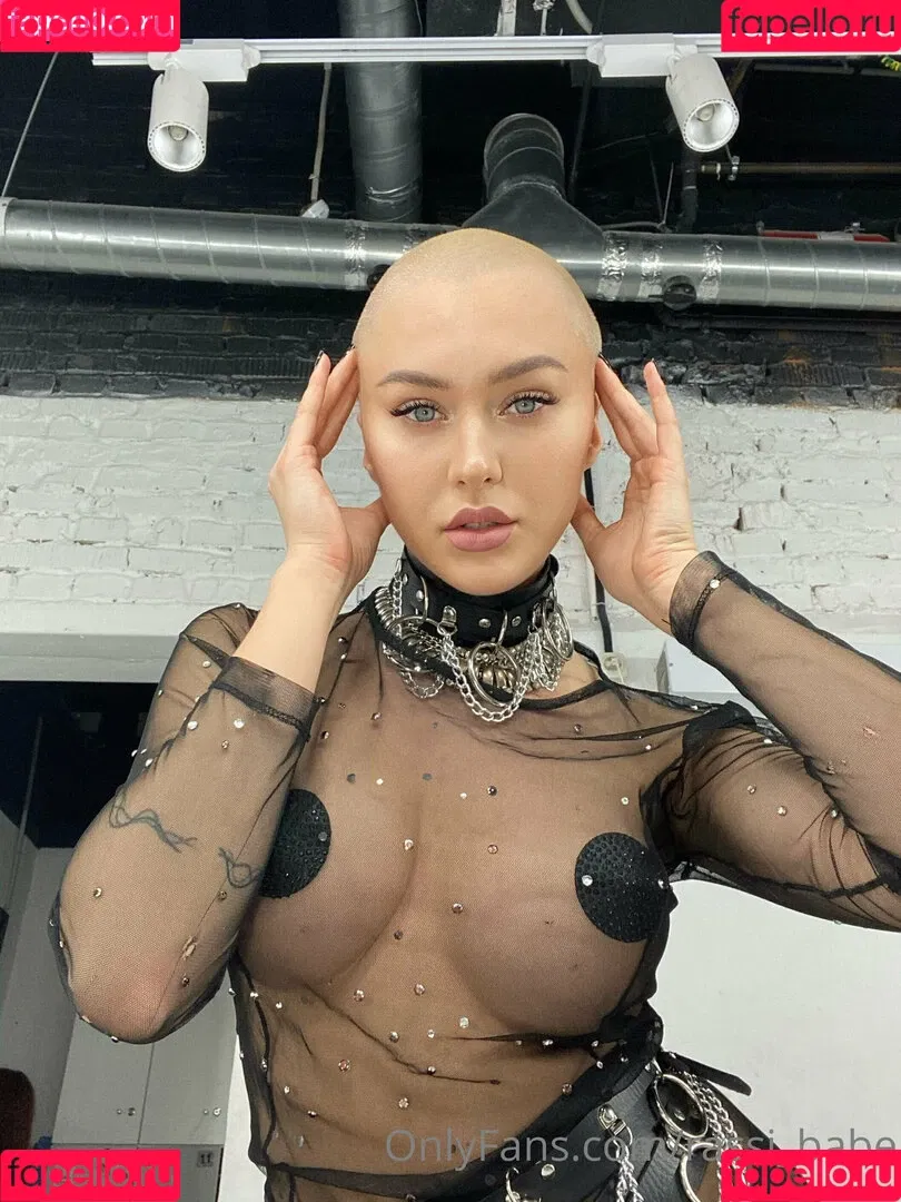 ohmy_luna Onlyfans Photo Gallery 