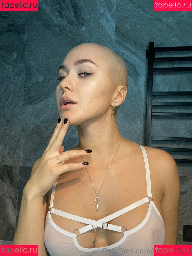 ohmy_luna Onlyfans Photo Gallery 