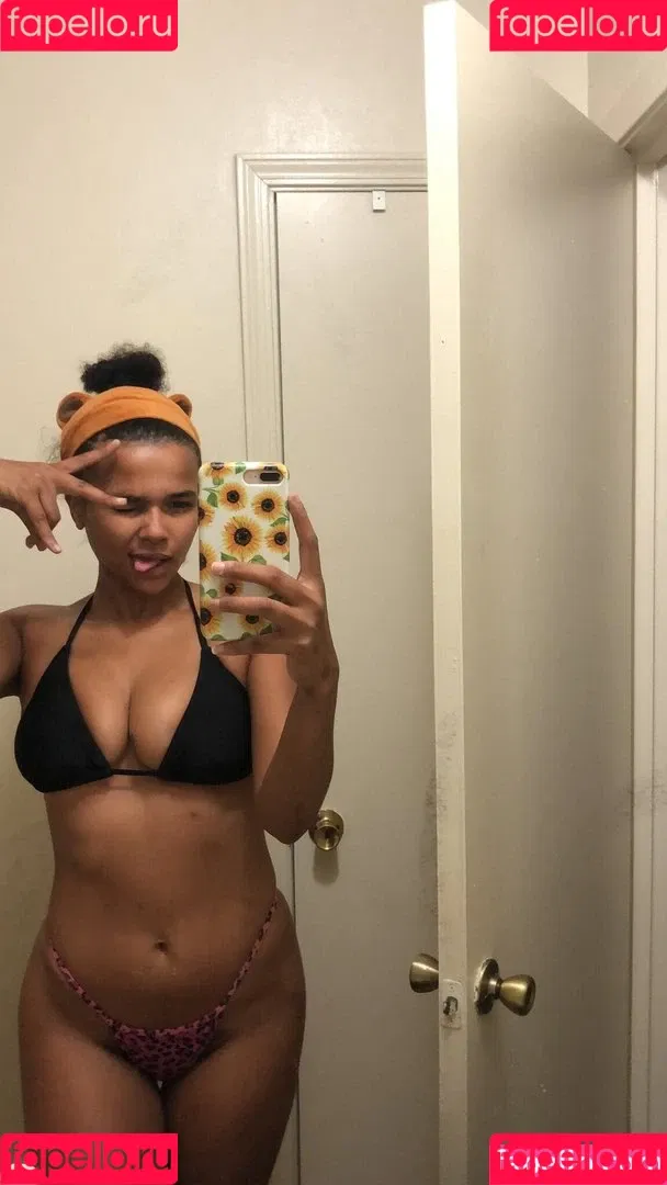 Alina Ali Onlyfans Photo Gallery 