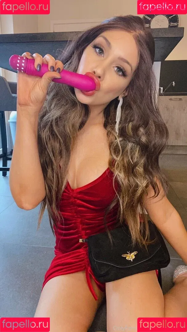 Esmeeteaches Onlyfans Photo Gallery 