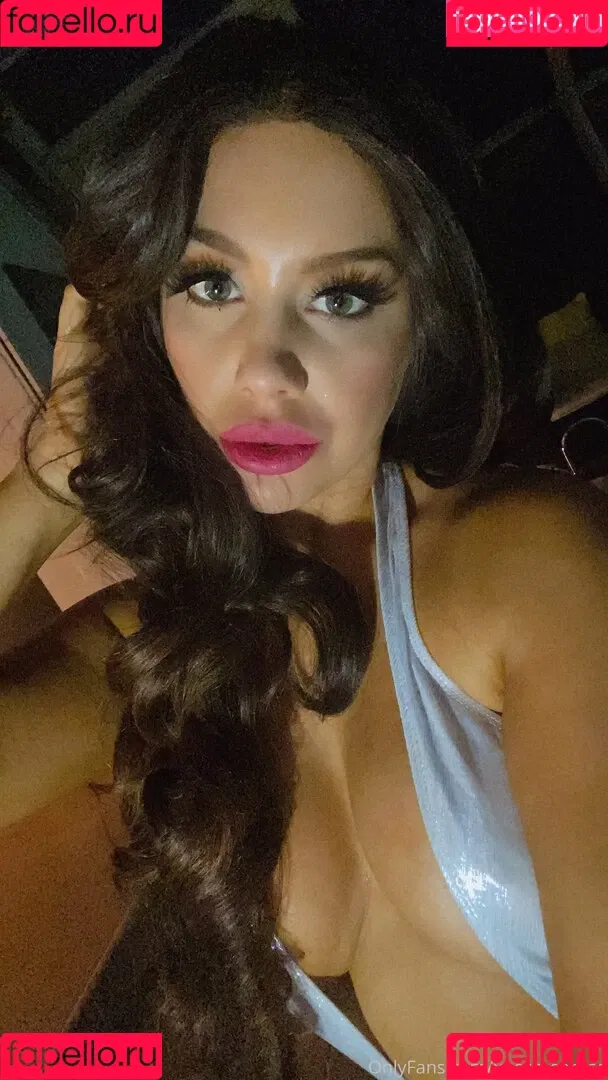 Esmeeteaches Onlyfans Photo Gallery 