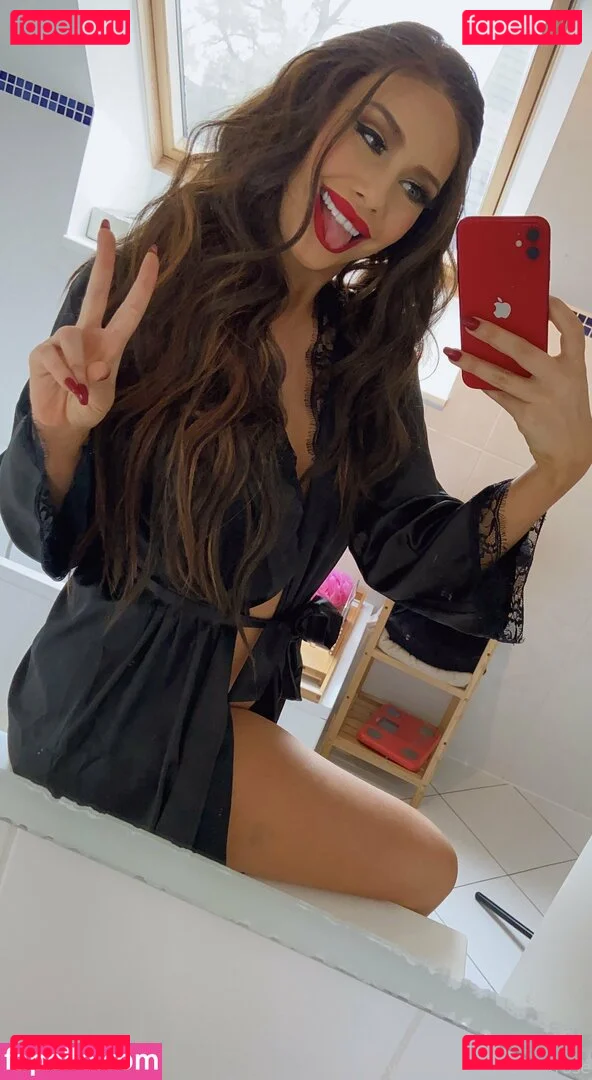 Esmeeteaches Onlyfans Photo Gallery 