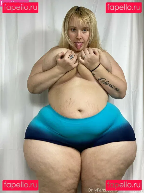 JexkaaWolves Onlyfans Photo Gallery 