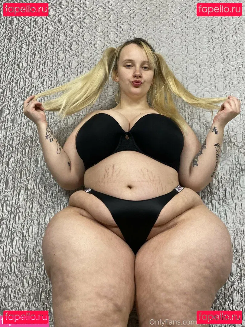 JexkaaWolves Onlyfans Photo Gallery 