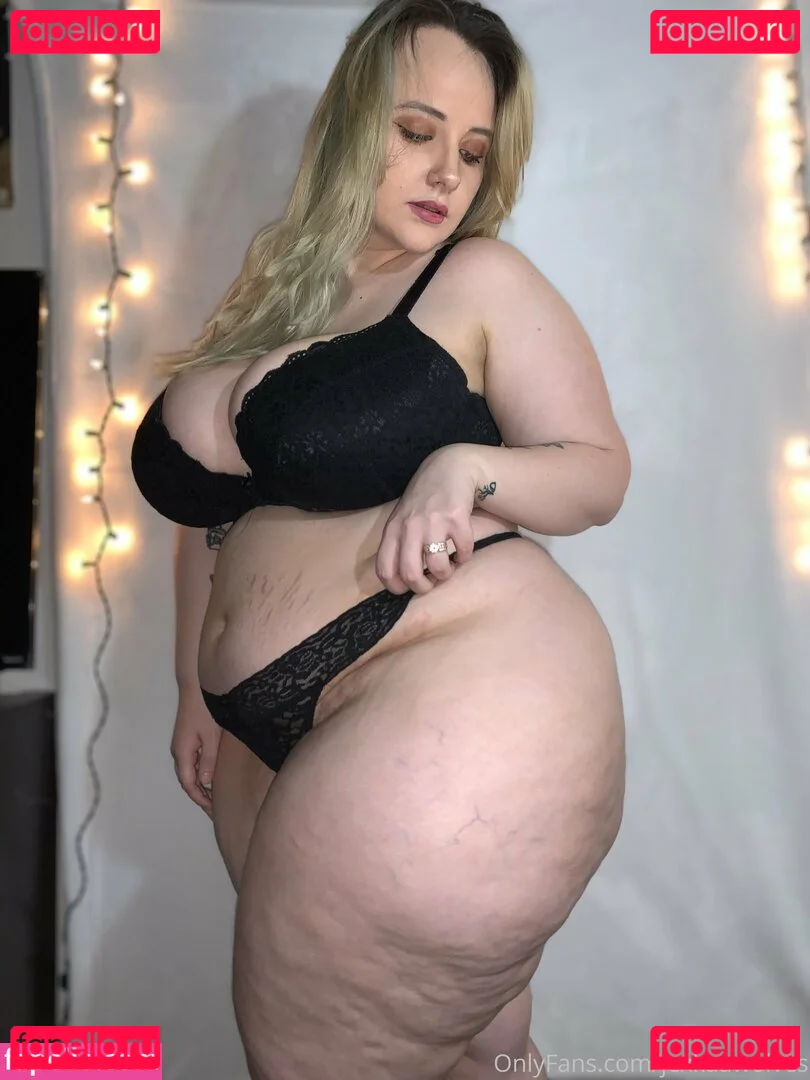 JexkaaWolves Onlyfans Photo Gallery 