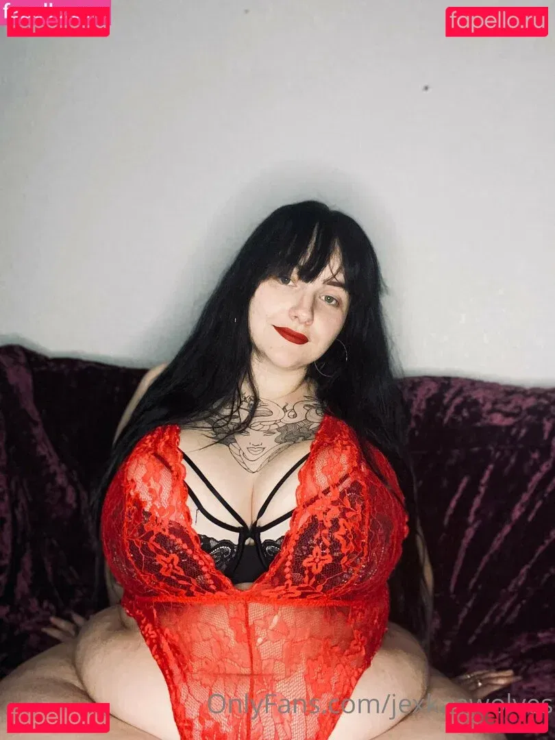 JexkaaWolves Onlyfans Photo Gallery 