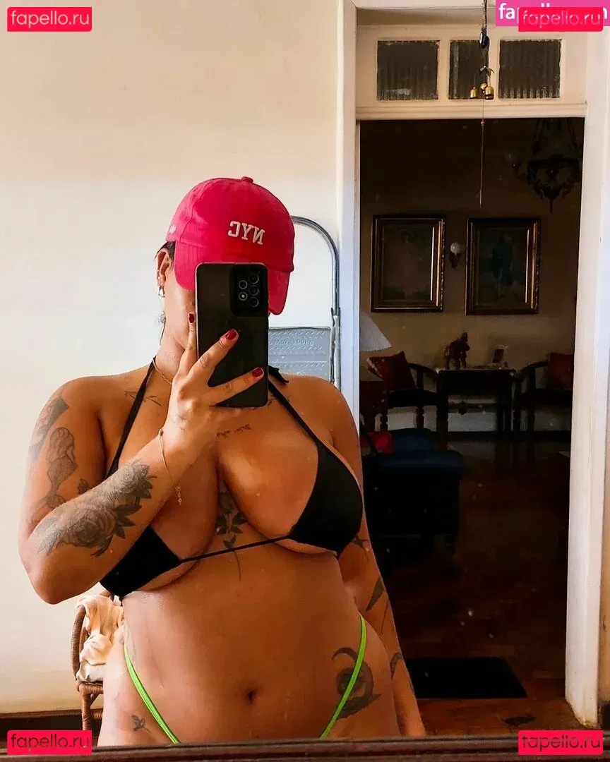 Kennya Raposo Onlyfans Photo Gallery 