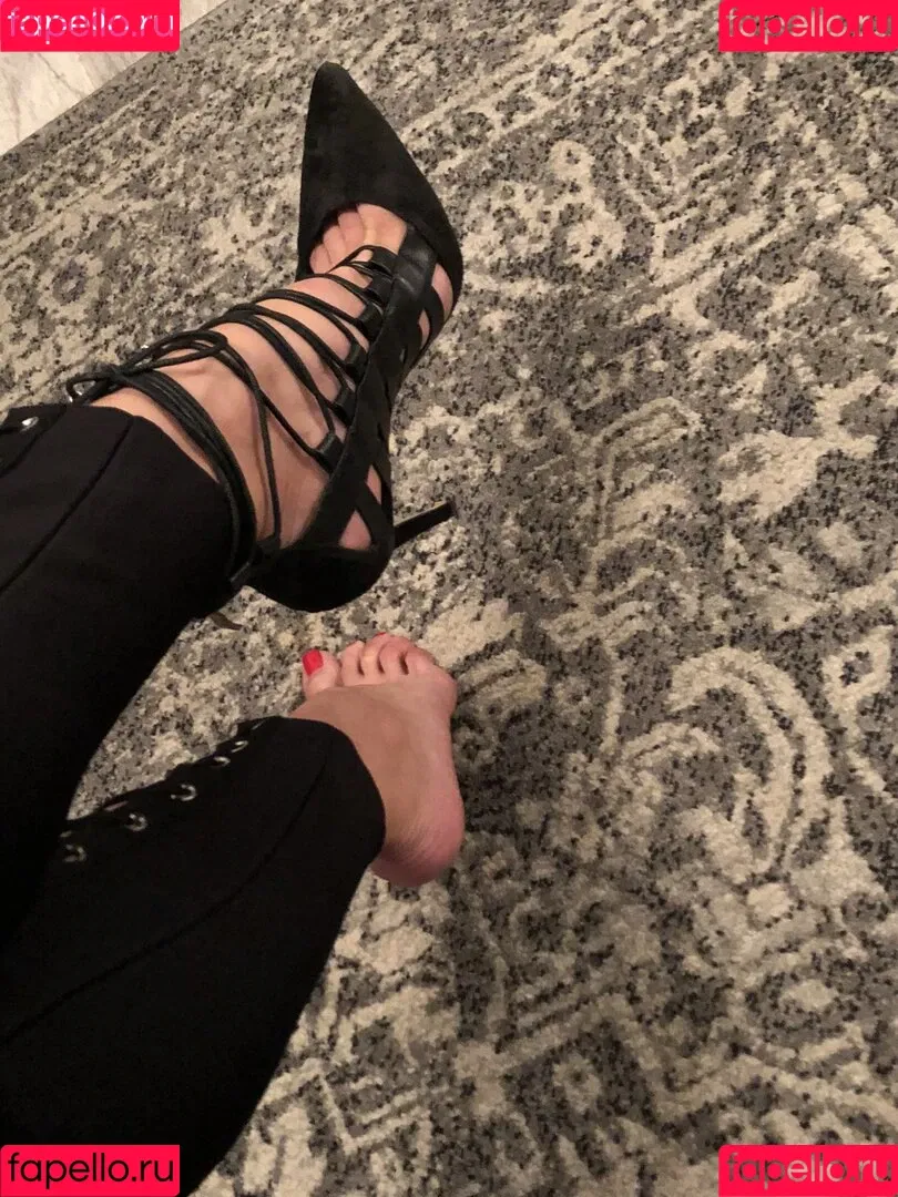 goddesstangent Onlyfans Photo Gallery 
