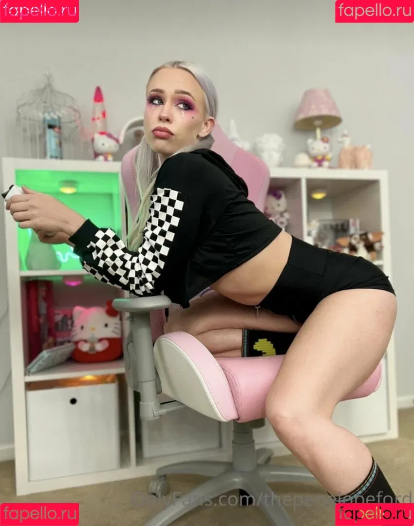 Penelope Ford Onlyfans Photo Gallery 