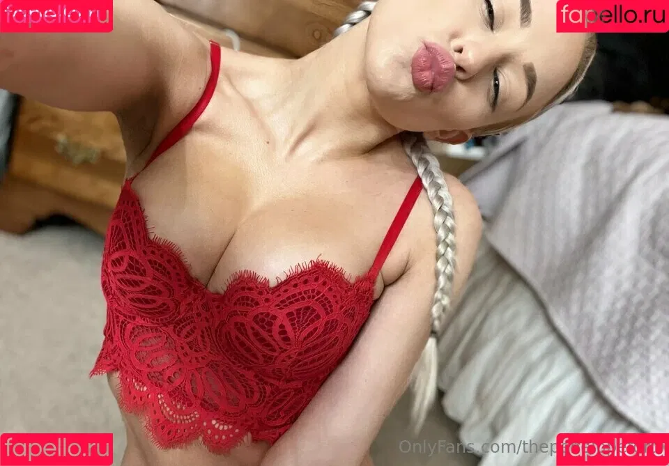 Penelope Ford Onlyfans Photo Gallery 