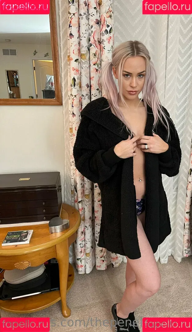 Penelope Ford Onlyfans Photo Gallery 