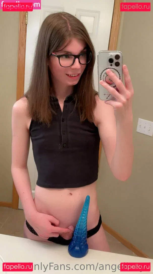 angelicsyd Onlyfans Photo Gallery 
