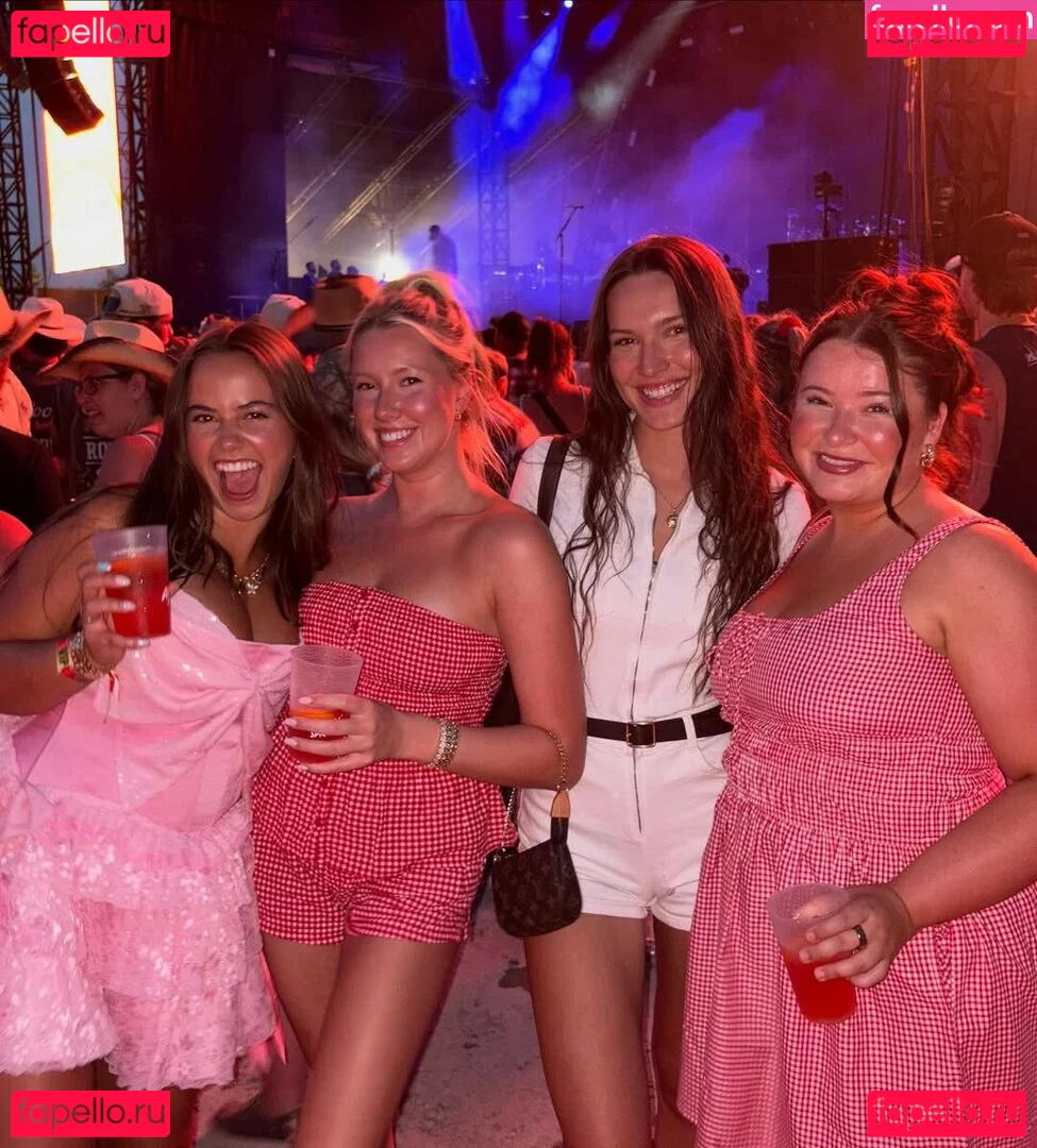 Spencer Barbosa Onlyfans Photo Gallery 