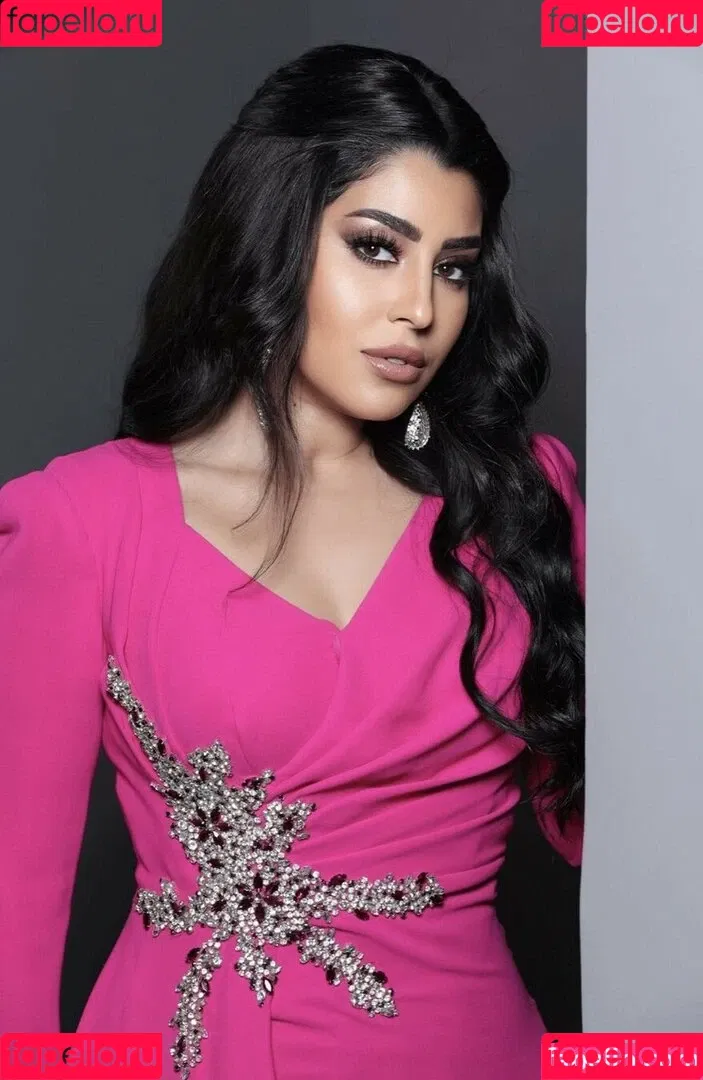 Ayten Amer Onlyfans Photo Gallery 