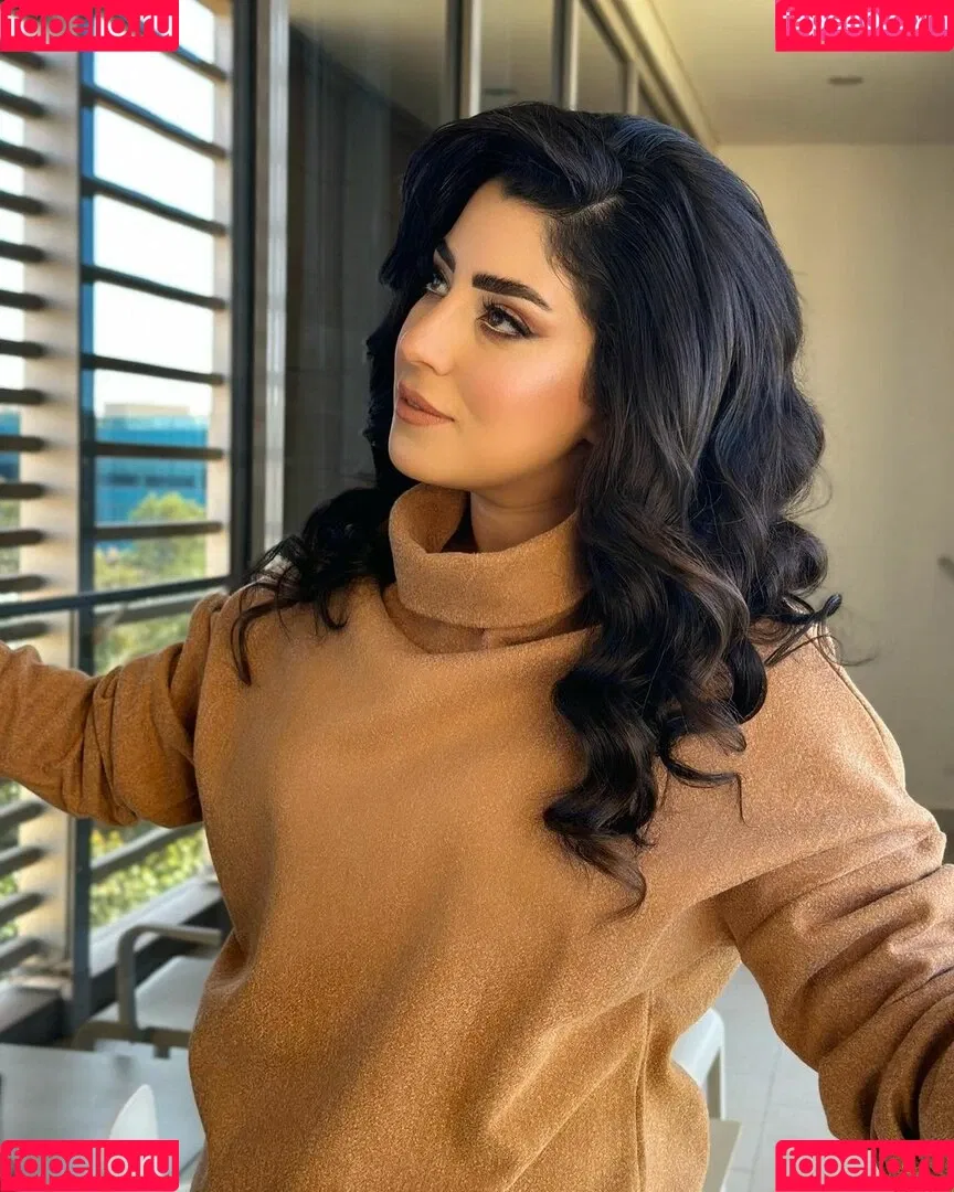 Ayten Amer Onlyfans Photo Gallery 