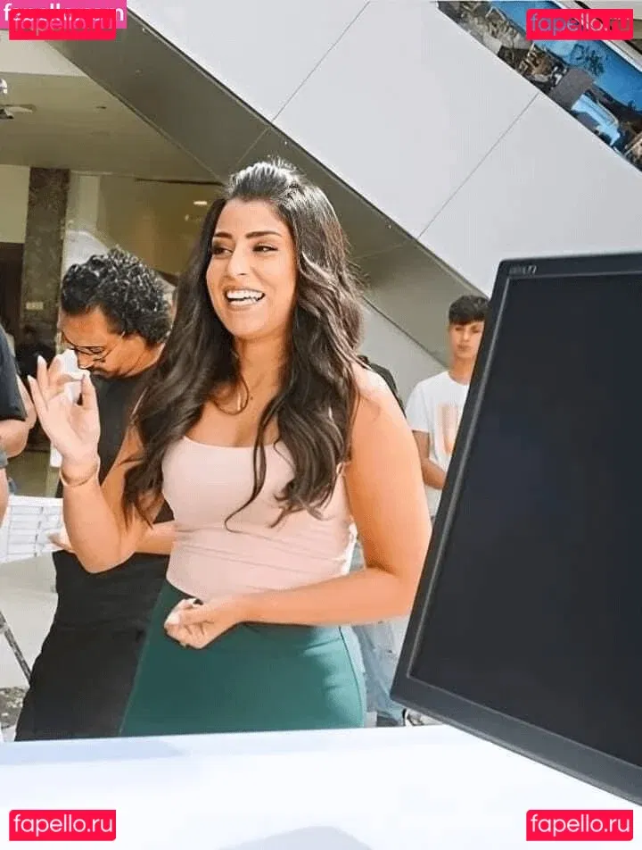 Ayten Amer Onlyfans Photo Gallery 