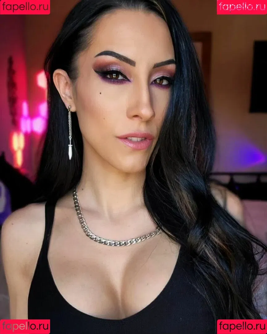 okStranger Onlyfans Photo Gallery 
