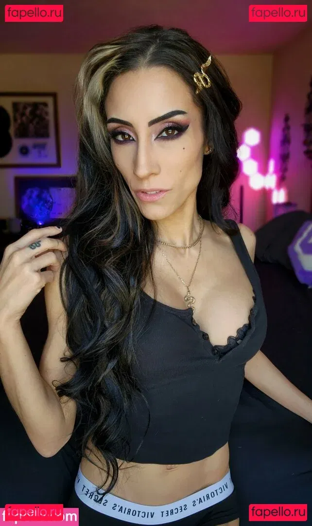 okStranger Onlyfans Photo Gallery 