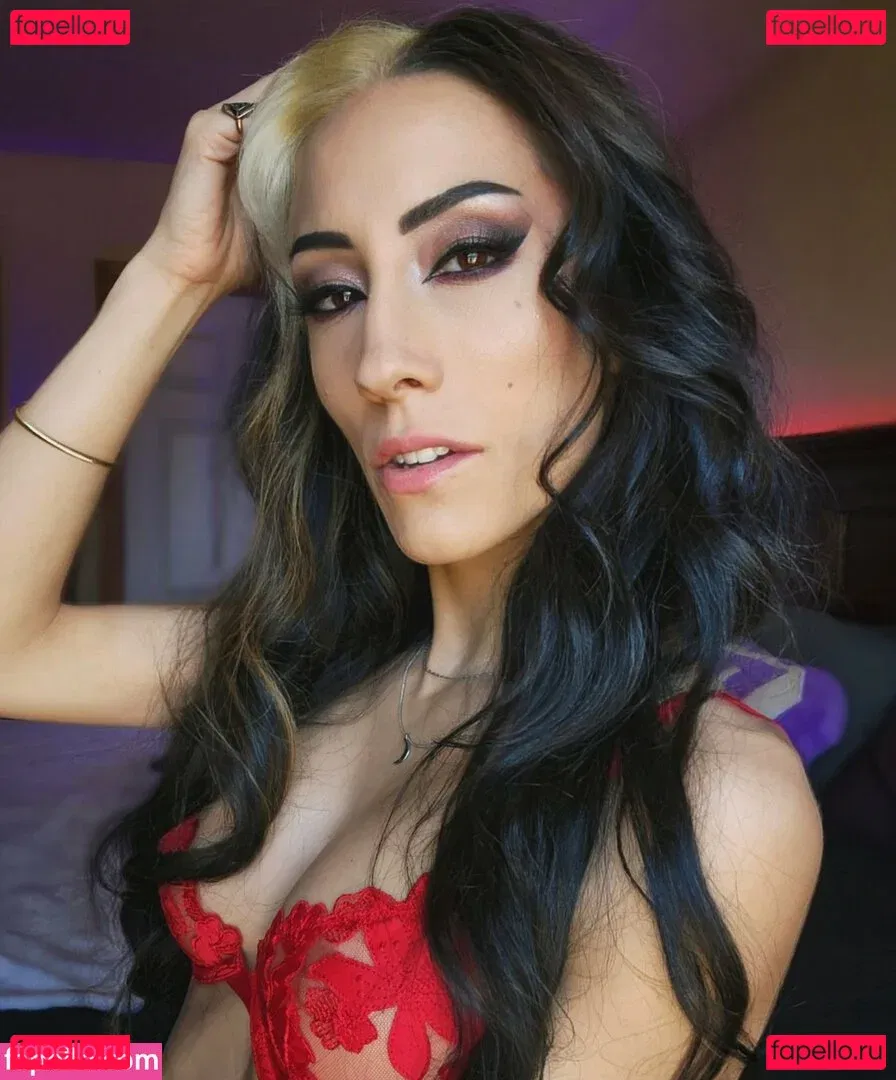 okStranger Onlyfans Photo Gallery 