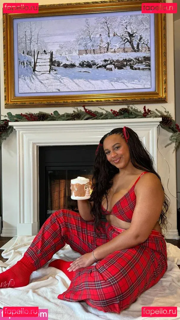 Nia Sioux Onlyfans Photo Gallery 