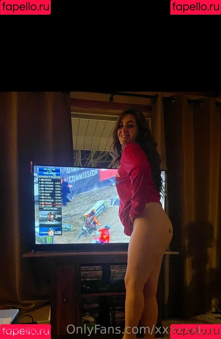 xxxxxxbr1t Onlyfans Photo Gallery 