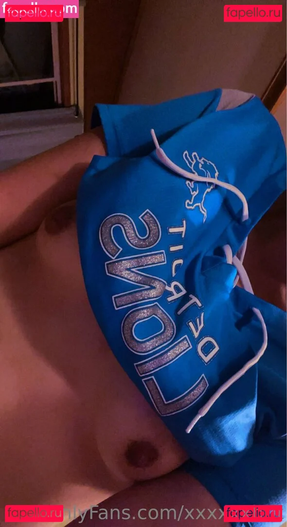 xxxxxxbr1t Onlyfans Photo Gallery 